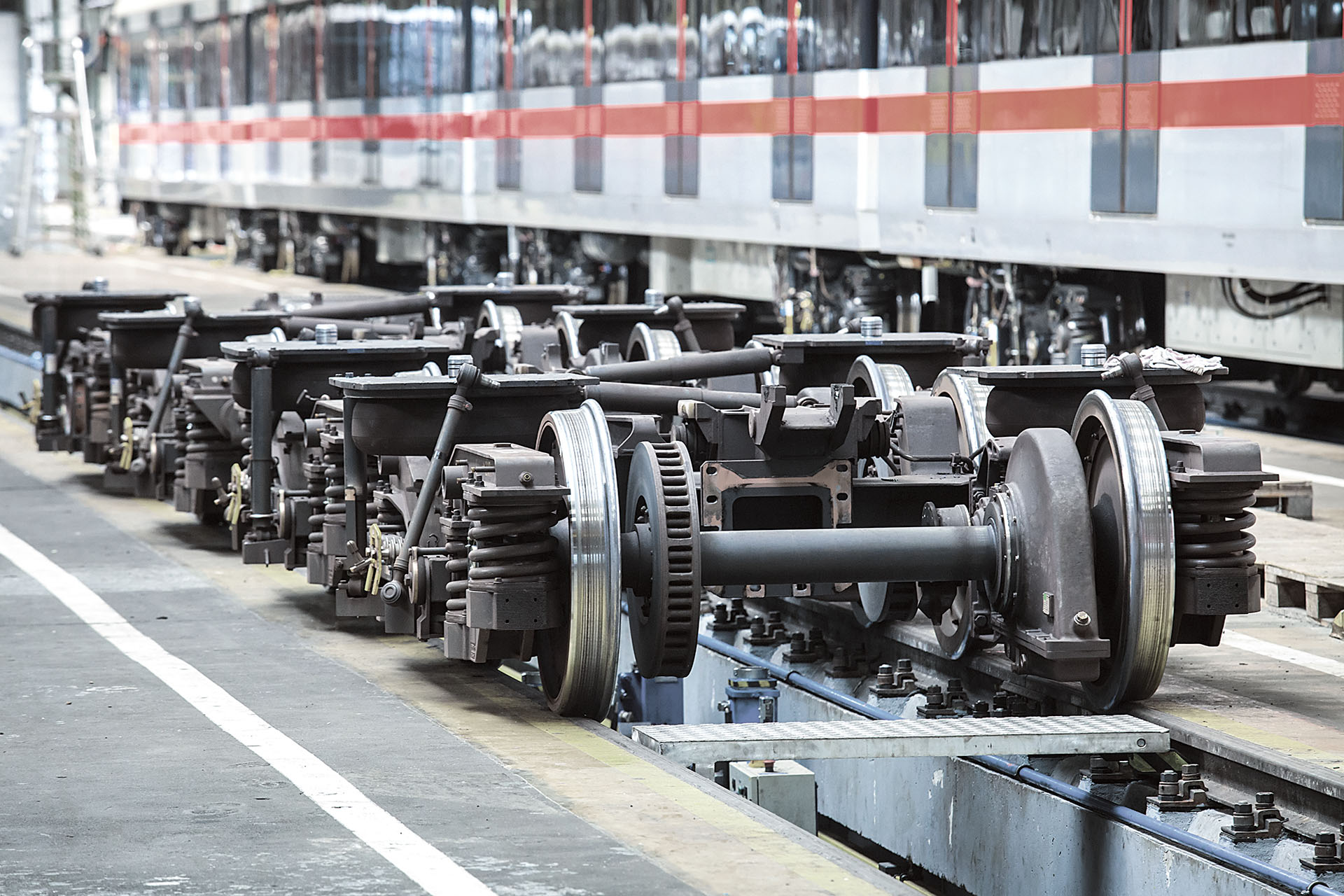 Produktion vom Fahrwerk eines Zuges