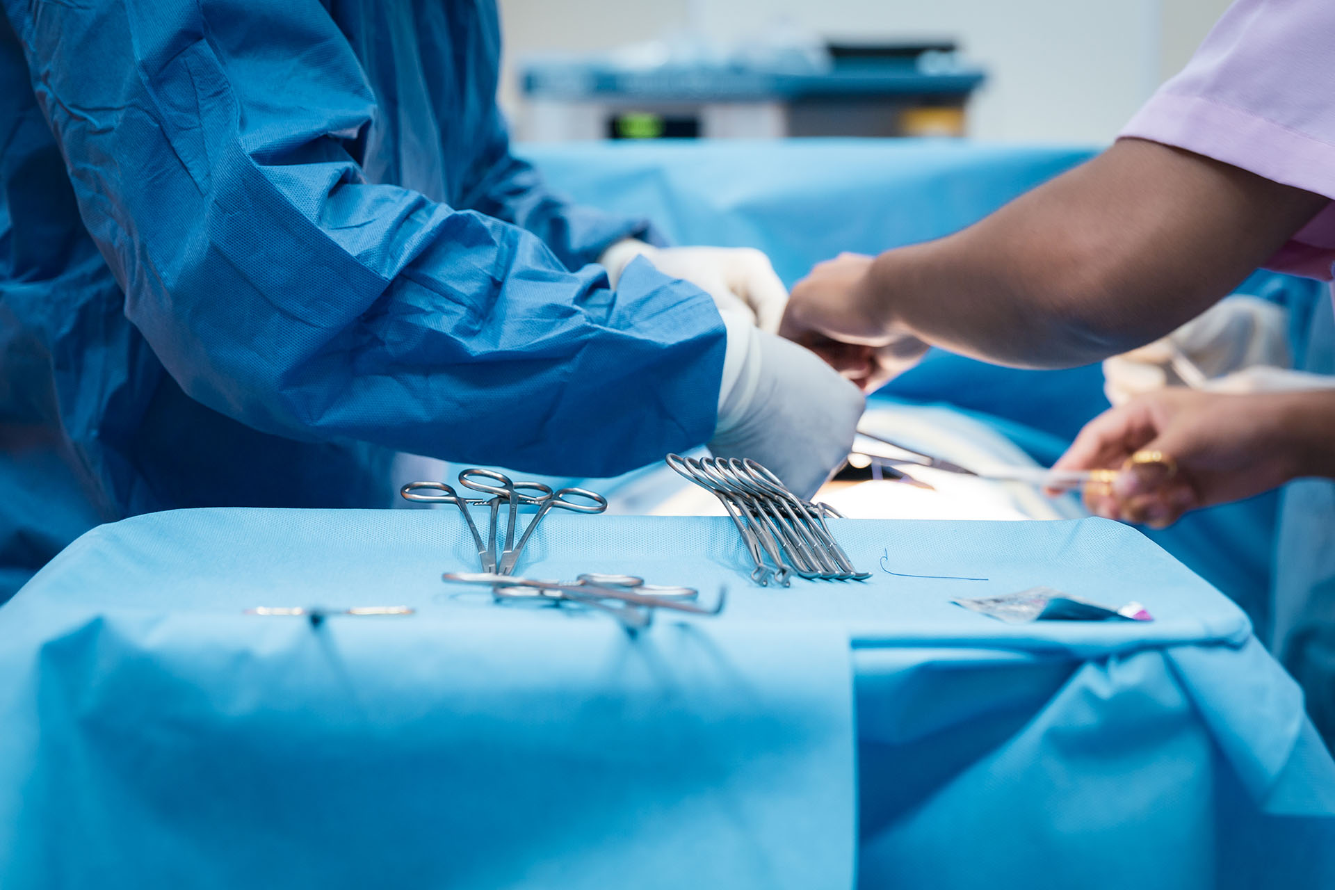 Doctors in an operating room 