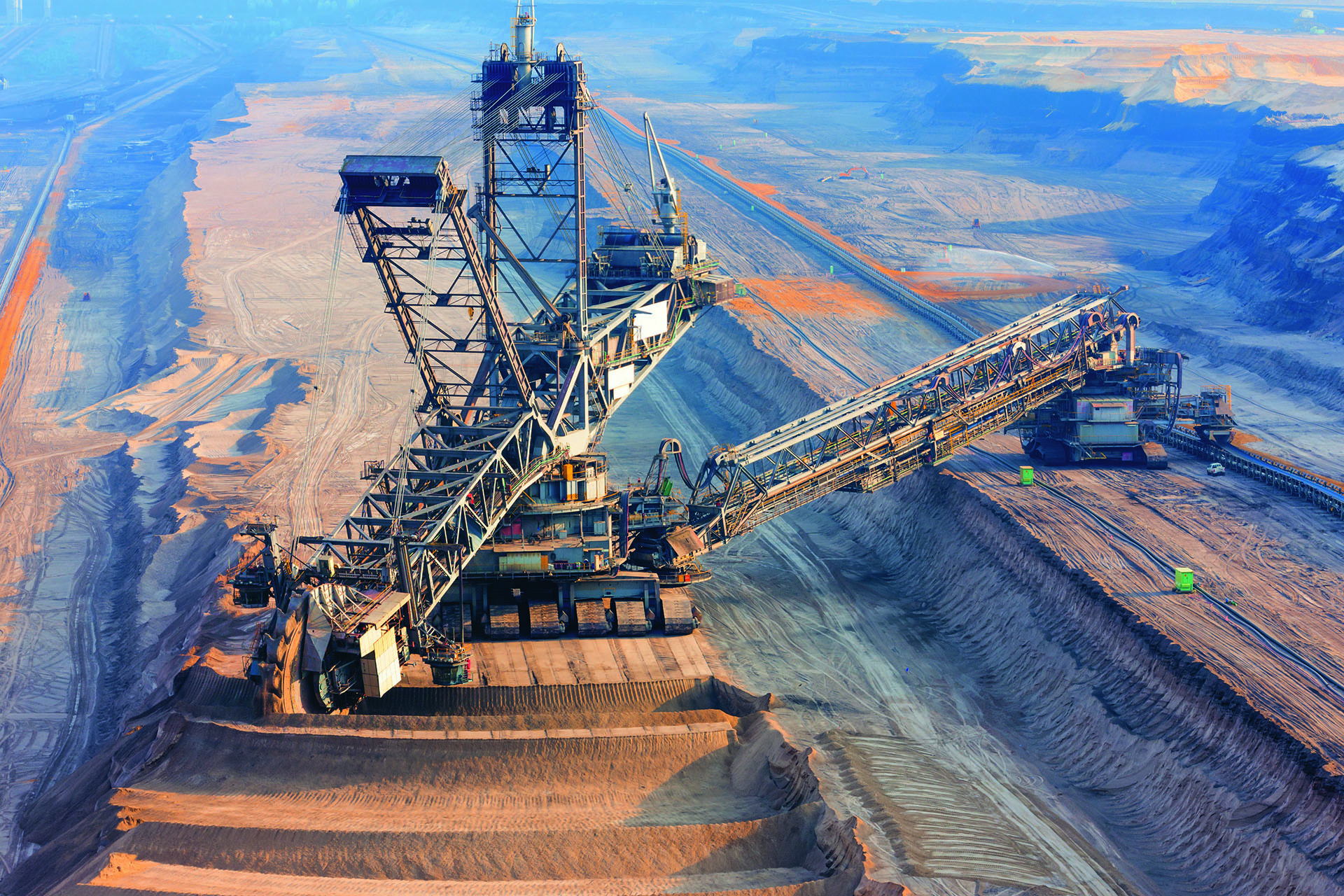 Mining bucket wheel excavator